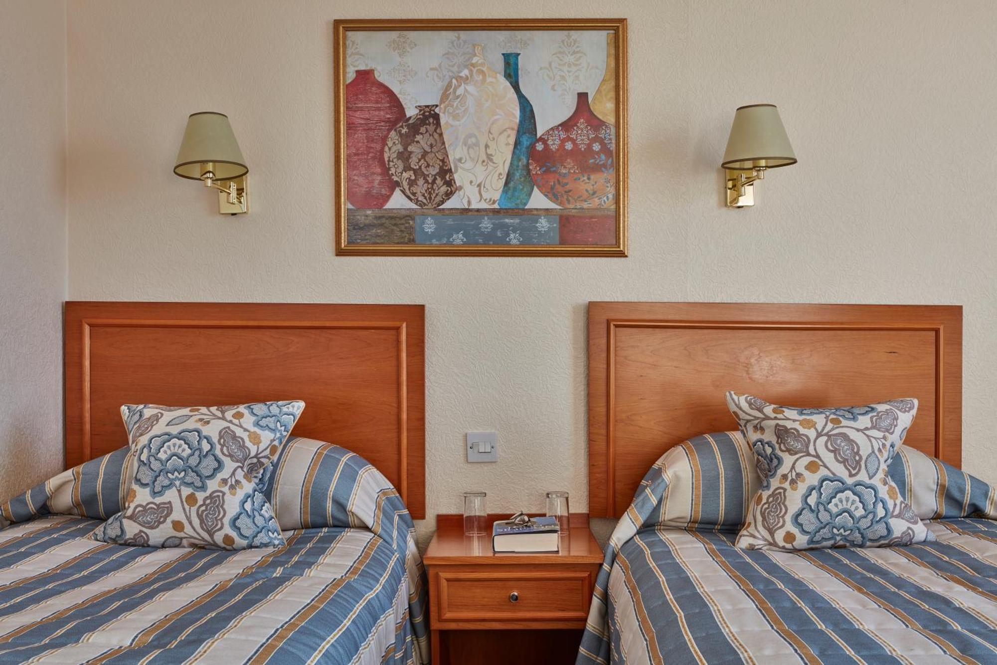 Royal York & Faulkner Hotel Sidmouth Bilik gambar